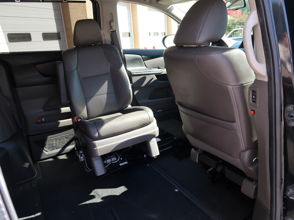 2014 Honda Odyssey Image 70