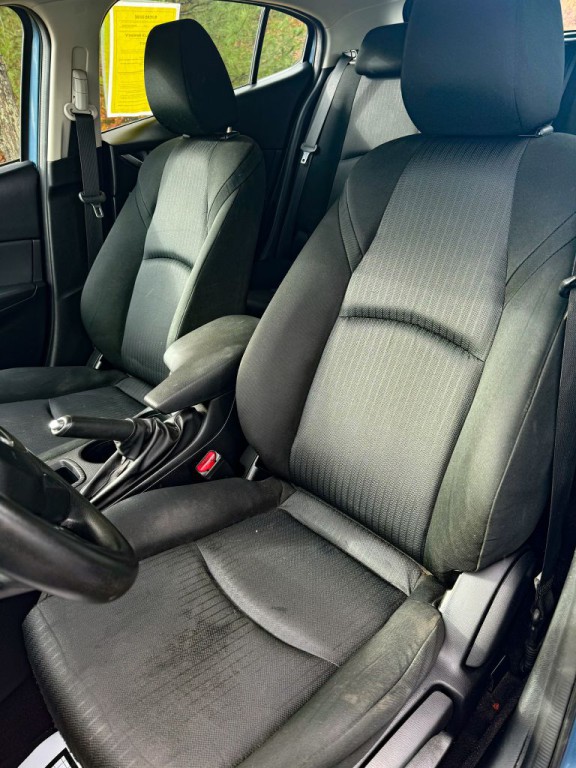 2014 Mazda Mazda3 Image 10