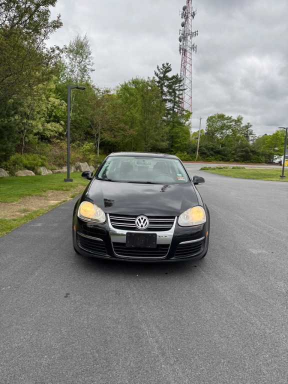 2010 Volkswagen Jetta Image 3