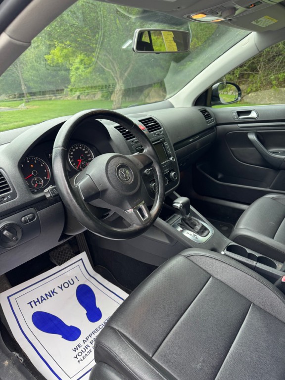 2010 Volkswagen Jetta Image 13