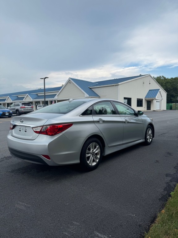 2014 Hyundai Sonata Image 4