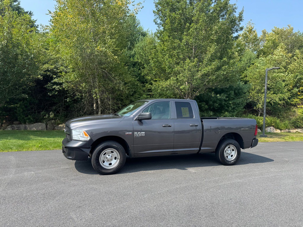 2019 RAM 1500 Image 3