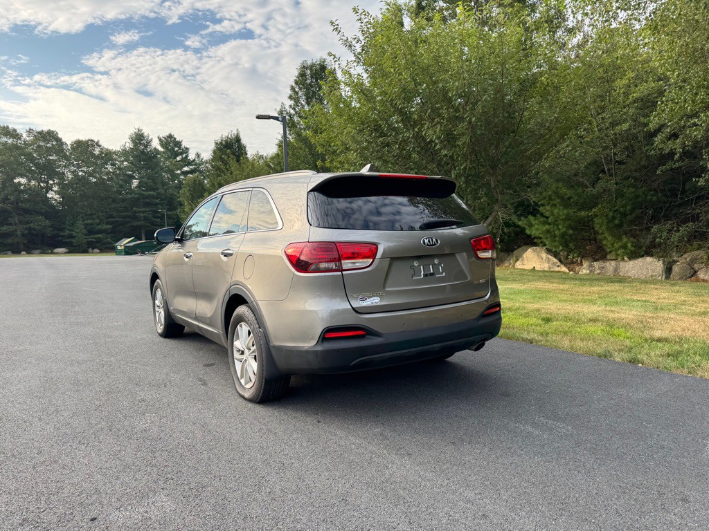 2018 Kia Sorento Image 8