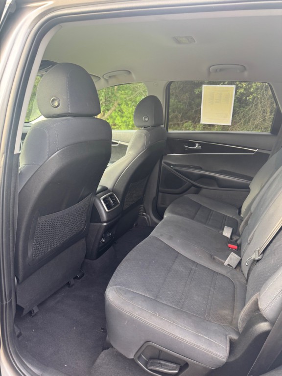 2018 Kia Sorento Image 19