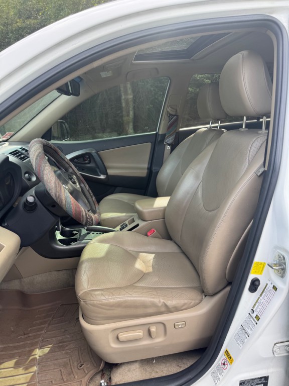 2012 Toyota Rav4 Image 15