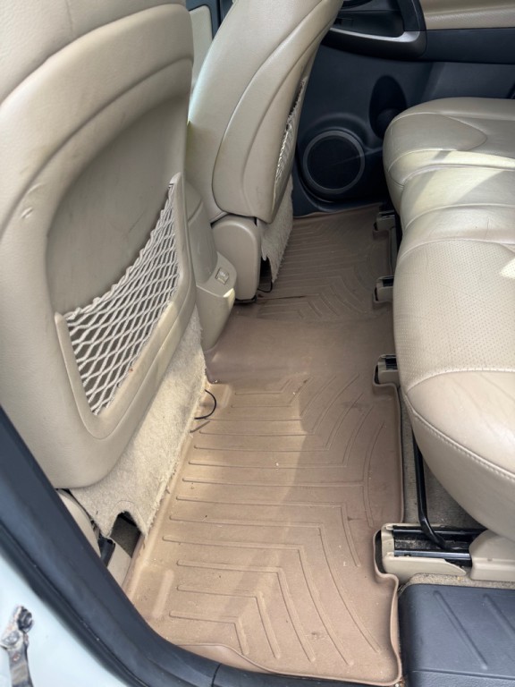 2012 Toyota Rav4 Image 24