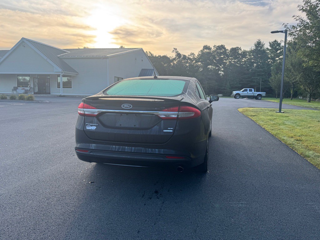 2017 Ford Fusion Image 9