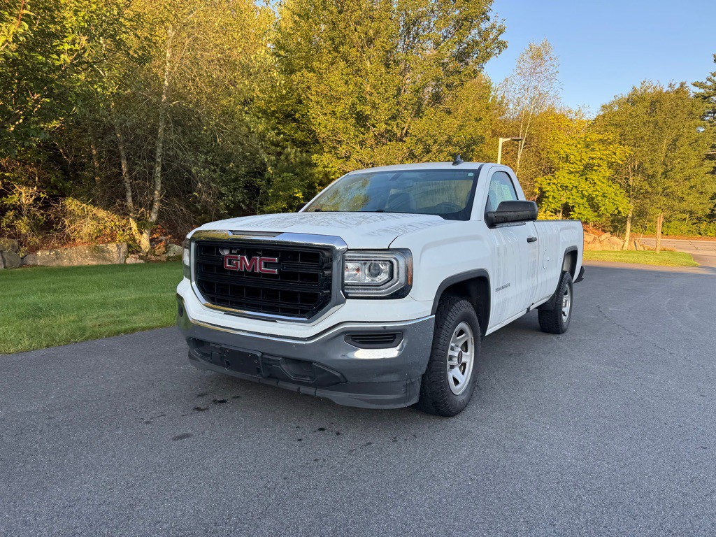 2017 GMC Sierra Image 2