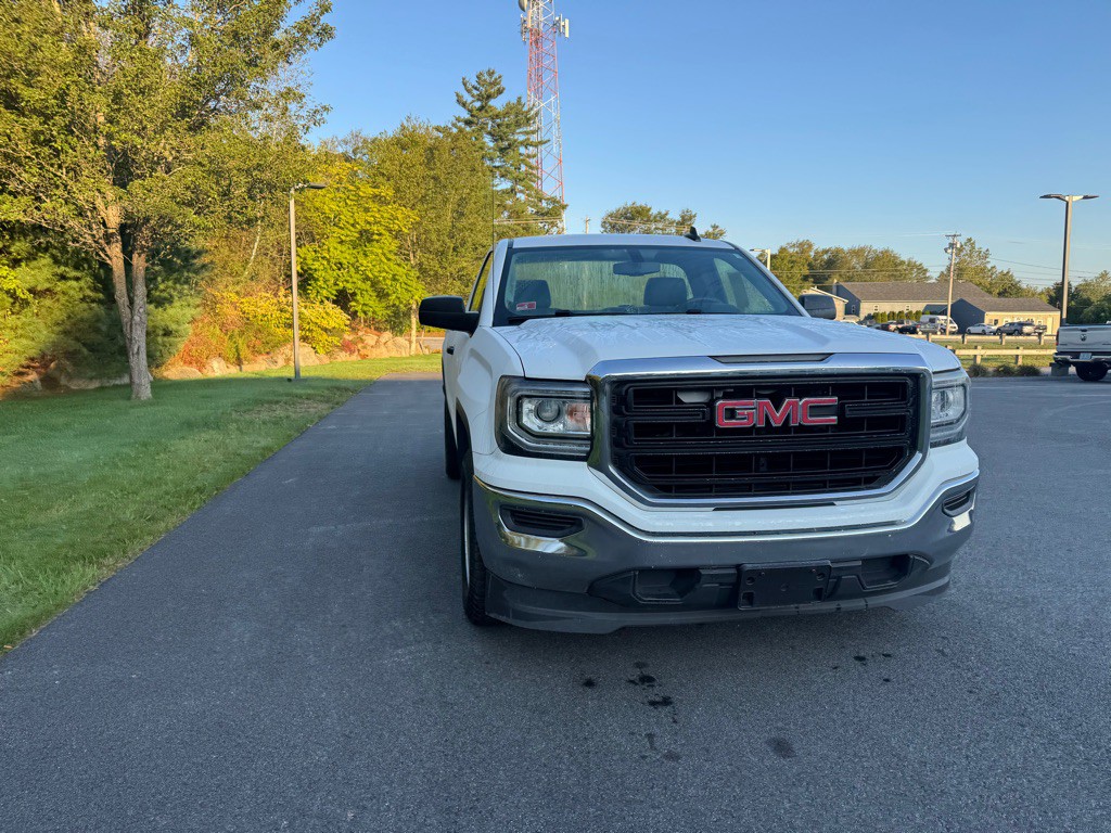 2017 GMC Sierra Image 4