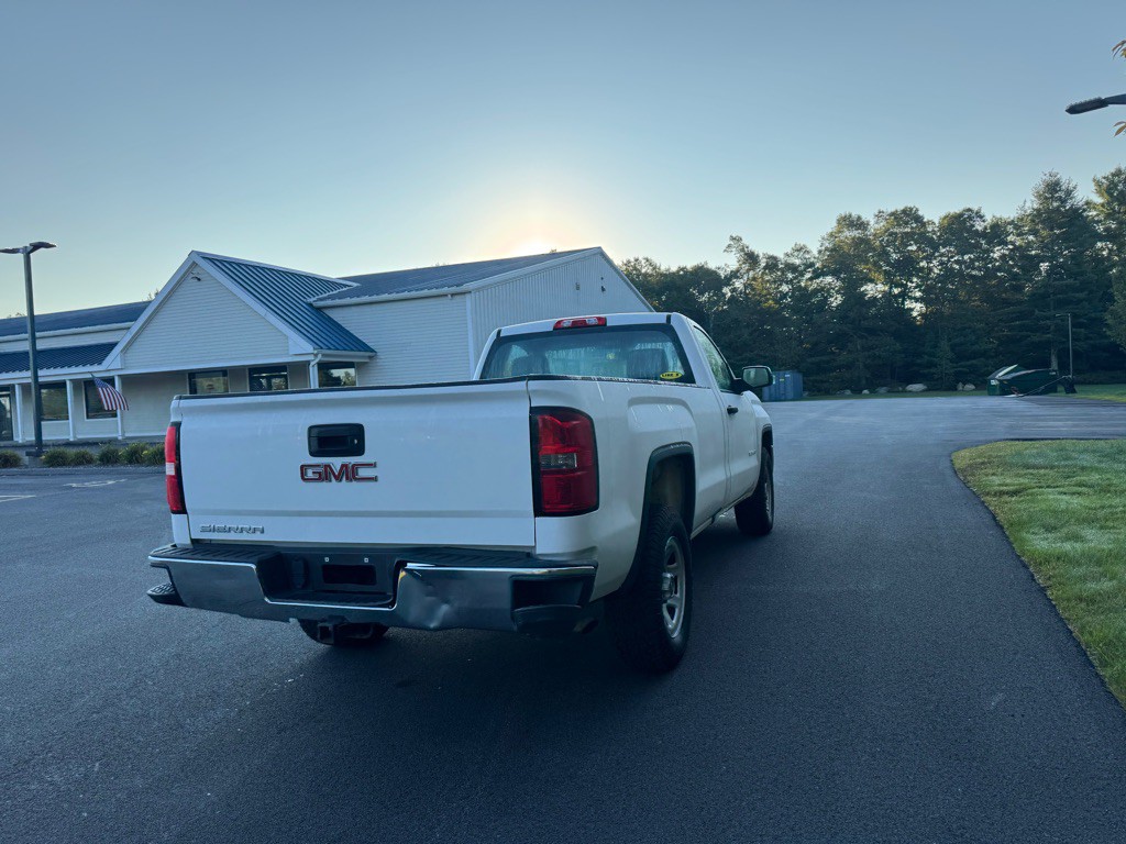 2017 GMC Sierra Image 9