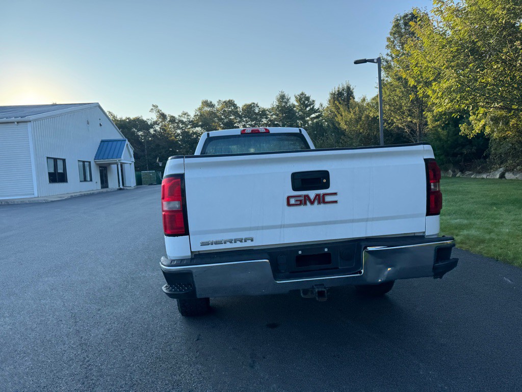2017 GMC Sierra Image 11