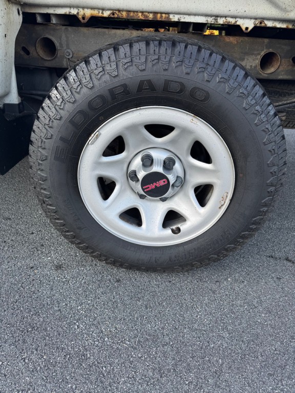 2017 GMC Sierra Image 14