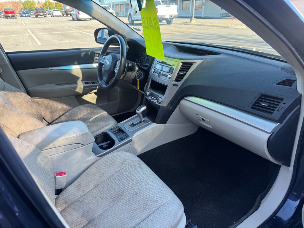 2012 Subaru Legacy Image 9