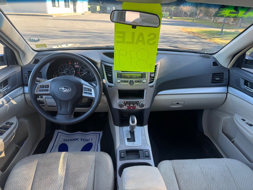 2012 Subaru Legacy Image 10