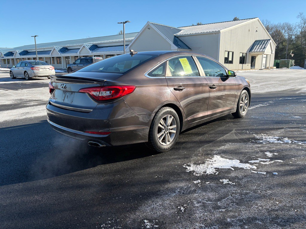 2015 Hyundai Sonata Image 4