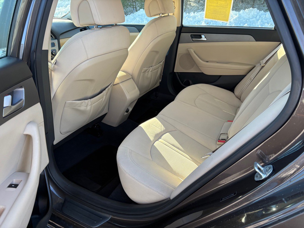 2015 Hyundai Sonata Image 9