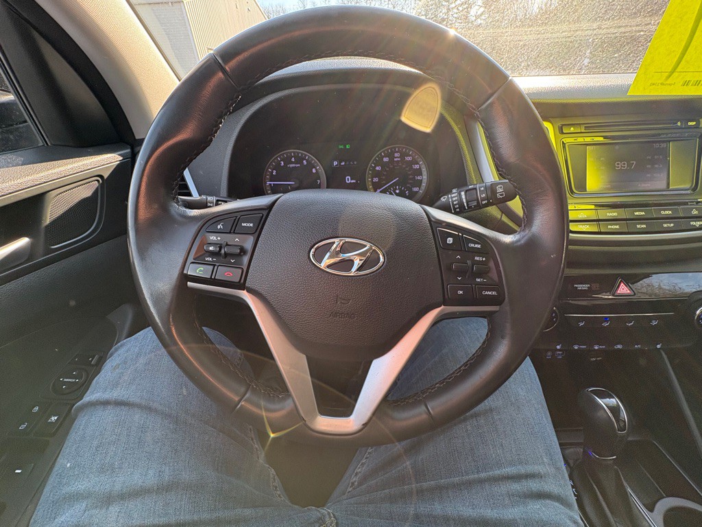 2016 Hyundai Tucson Image 12