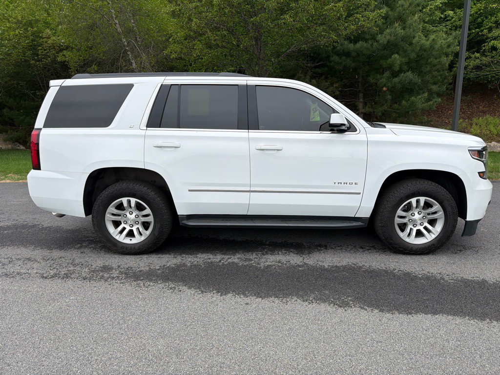 2018 Chevrolet Tahoe Image 2