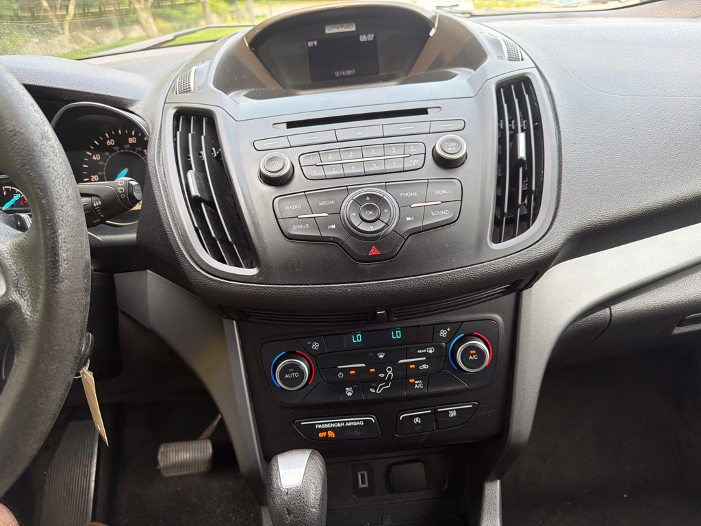 2017 Ford Escape Image 8
