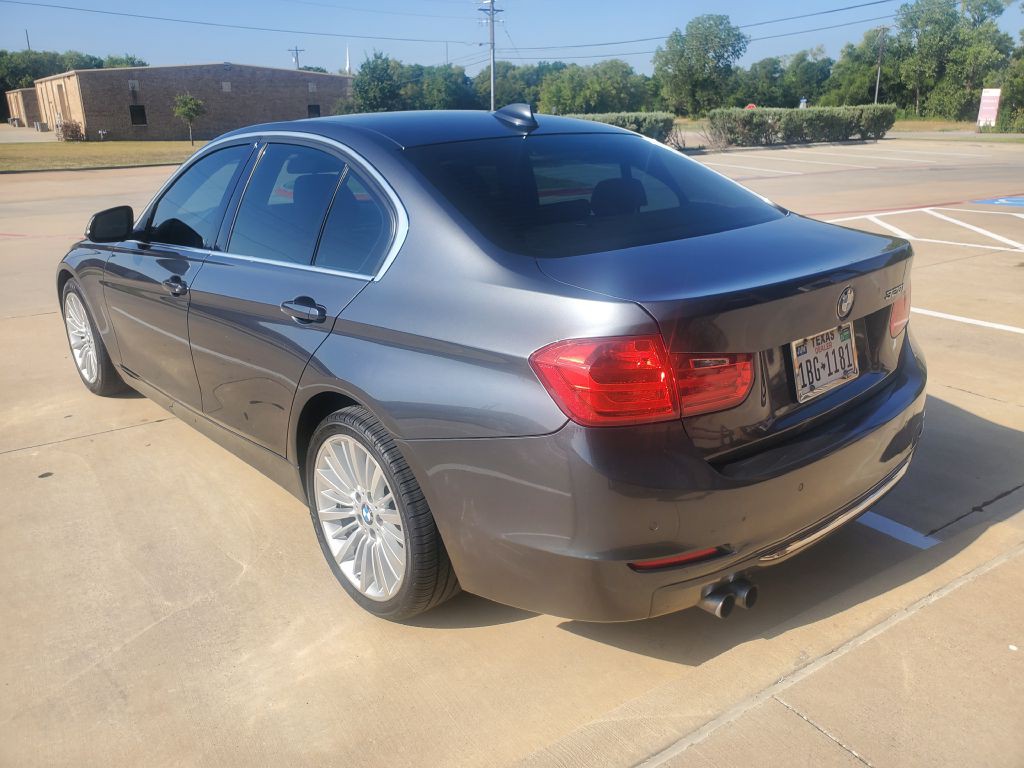 2015 BMW 3 Series Image 5