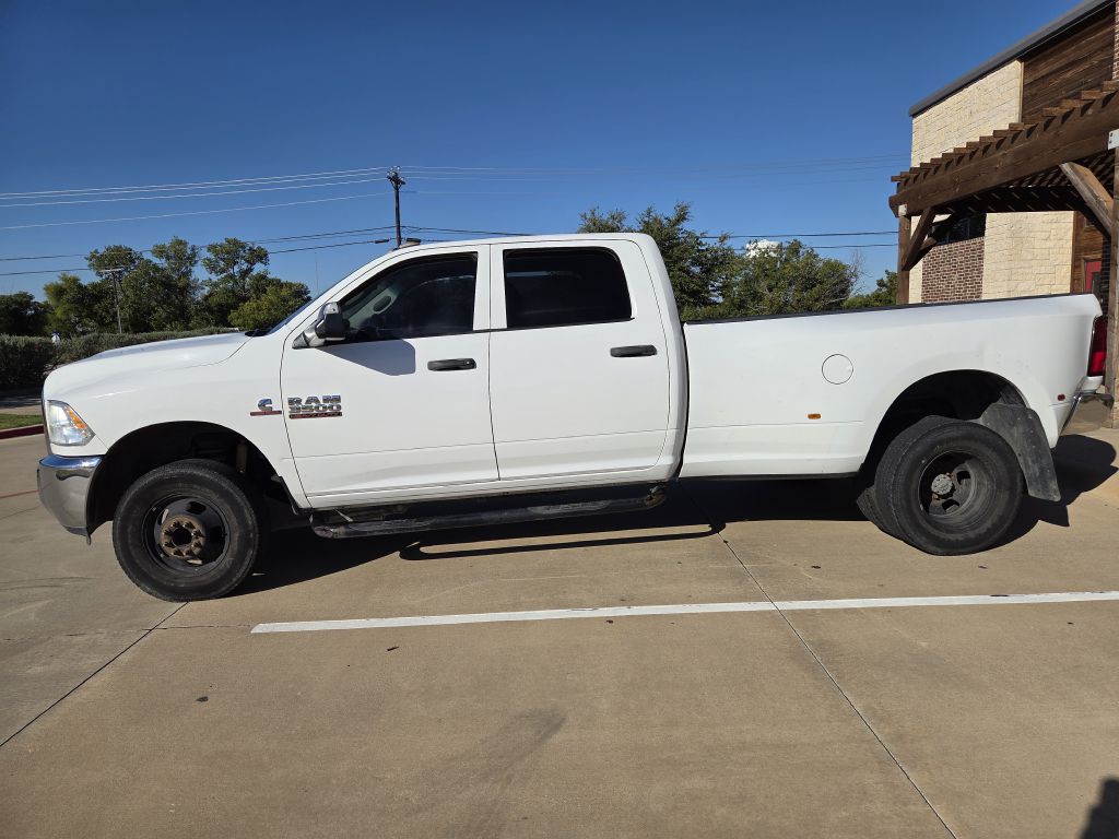 2016 RAM 3500 Image 5