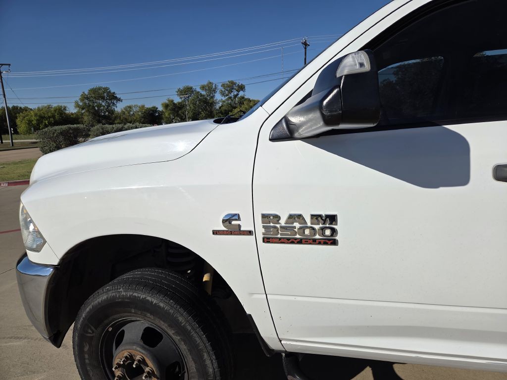 2016 RAM 3500 Image 6