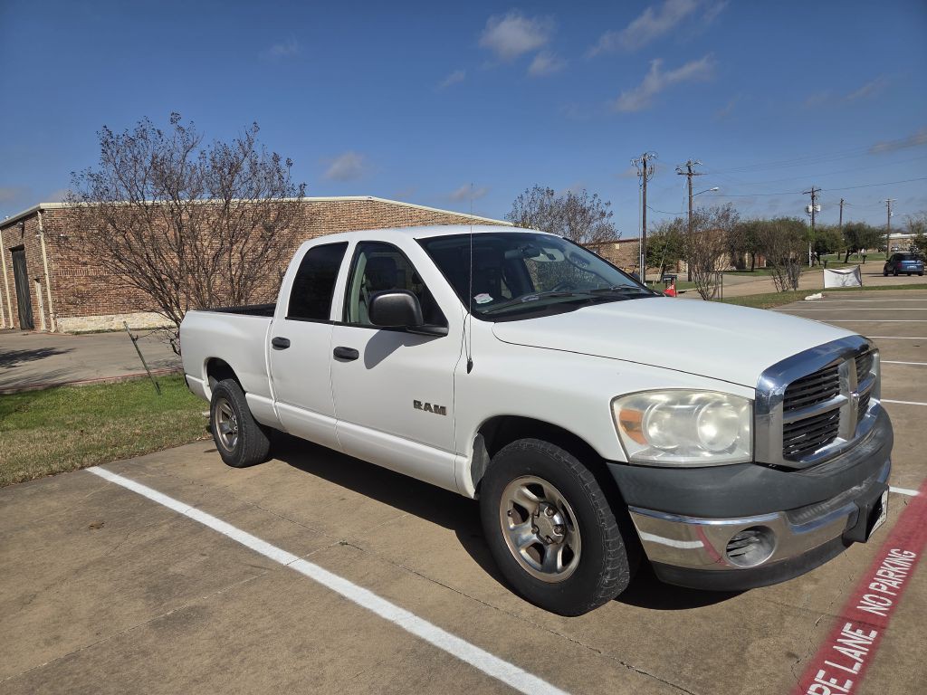 2008 Dodge Ram 1500 Image 2