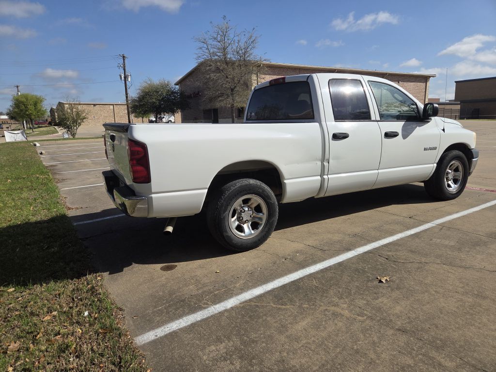2008 Dodge Ram 1500 Image 3