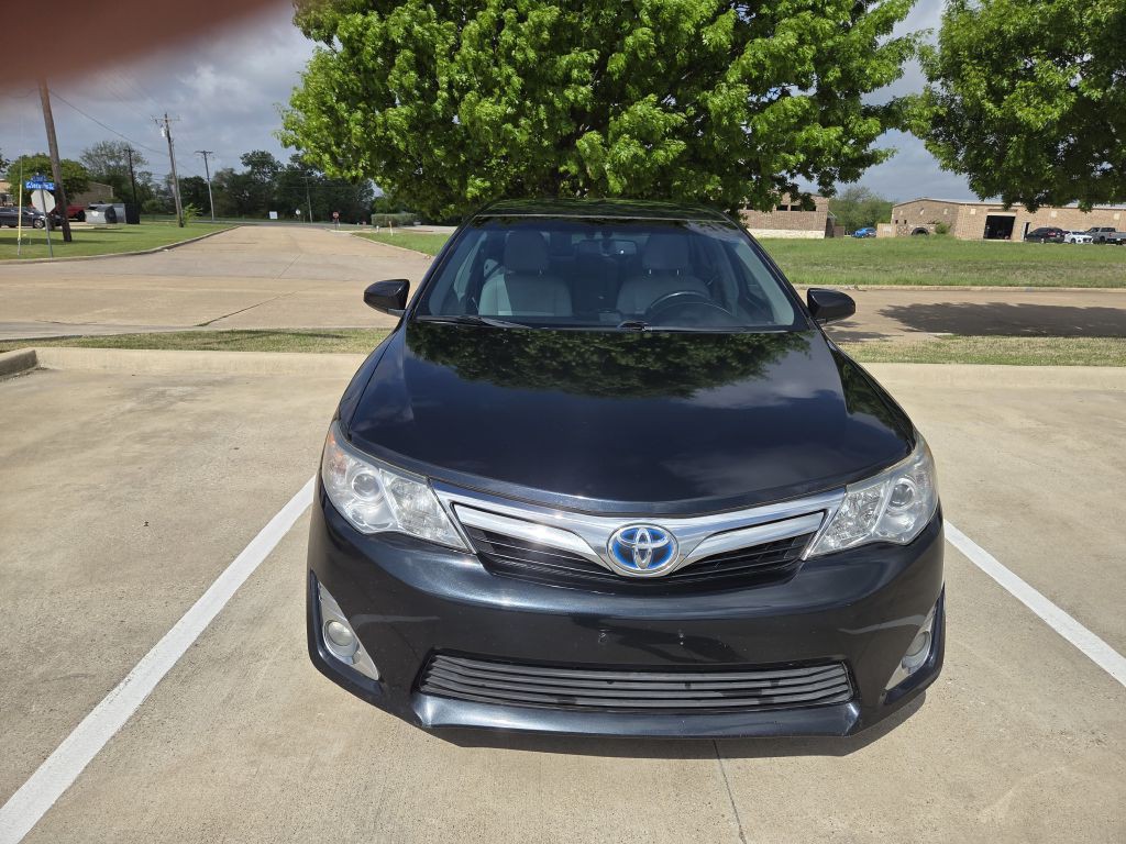 2014 Toyota Camry Image 1