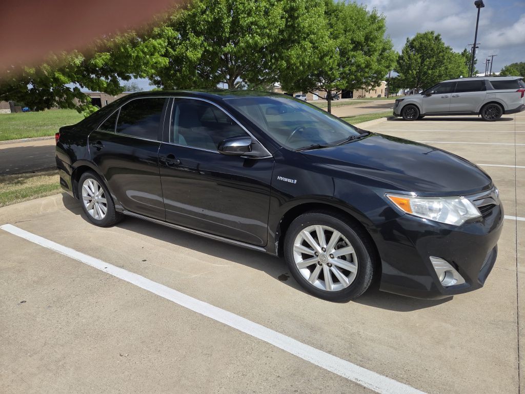 2014 Toyota Camry Image 3