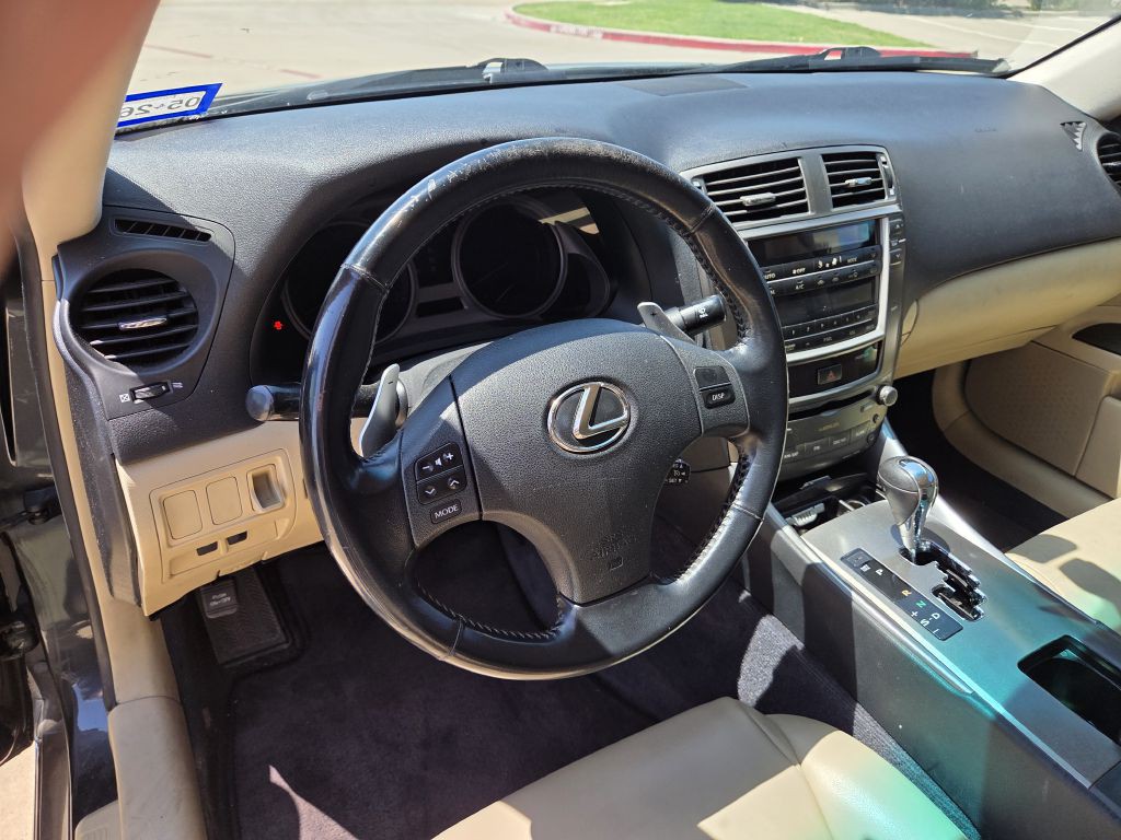 2008 Lexus IS Image 9