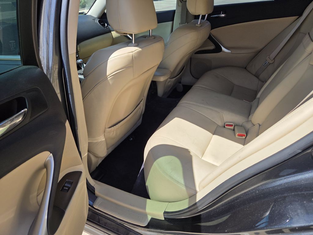 2008 Lexus IS Image 11