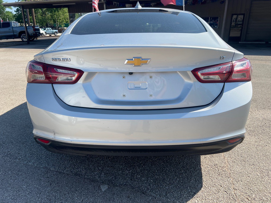 2021 Chevrolet Malibu Image 6