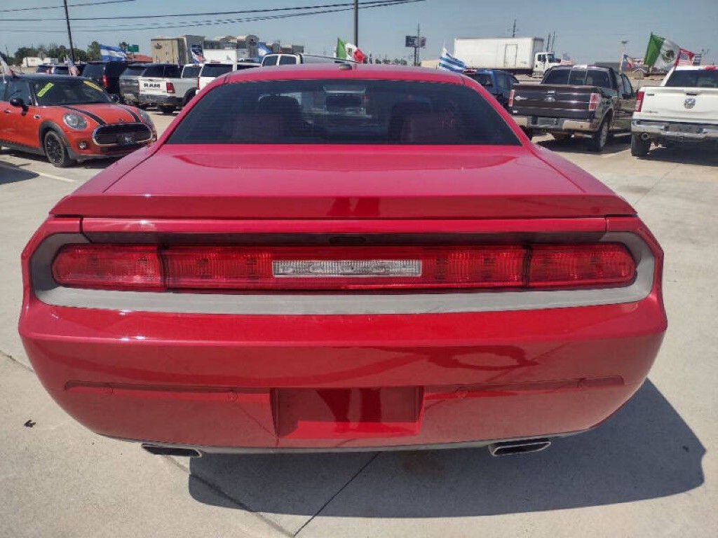 2013 Dodge Challenger Image 6