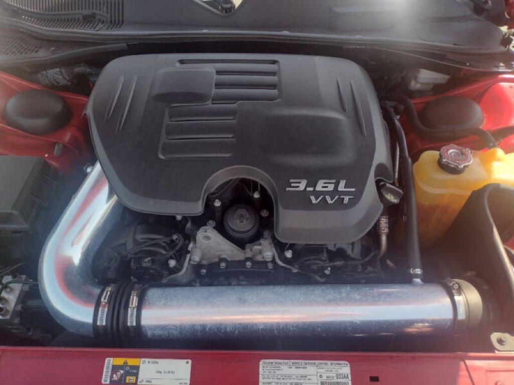 2013 Dodge Challenger Image 17