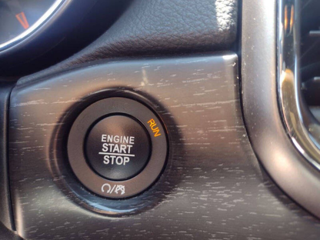 2018 Jeep Grand Cherokee Image 12