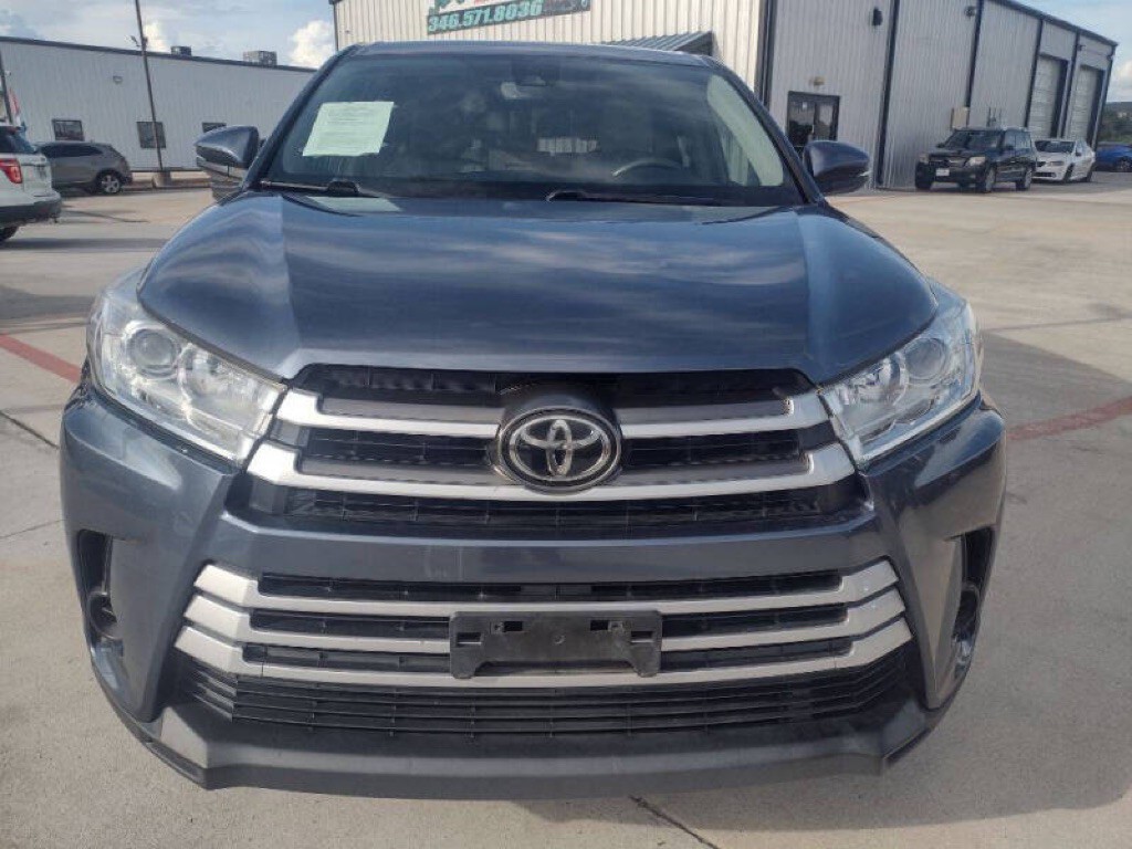 2019 Toyota Highlander Image 2