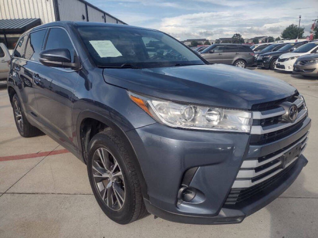 2019 Toyota Highlander Image 3