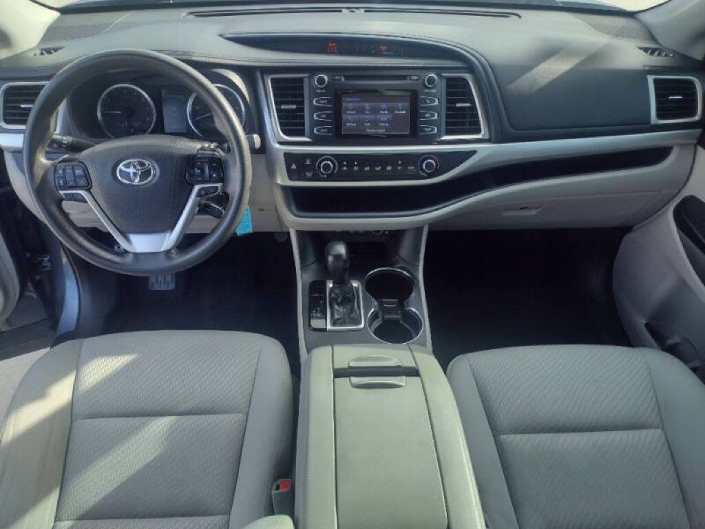2019 Toyota Highlander Image 10