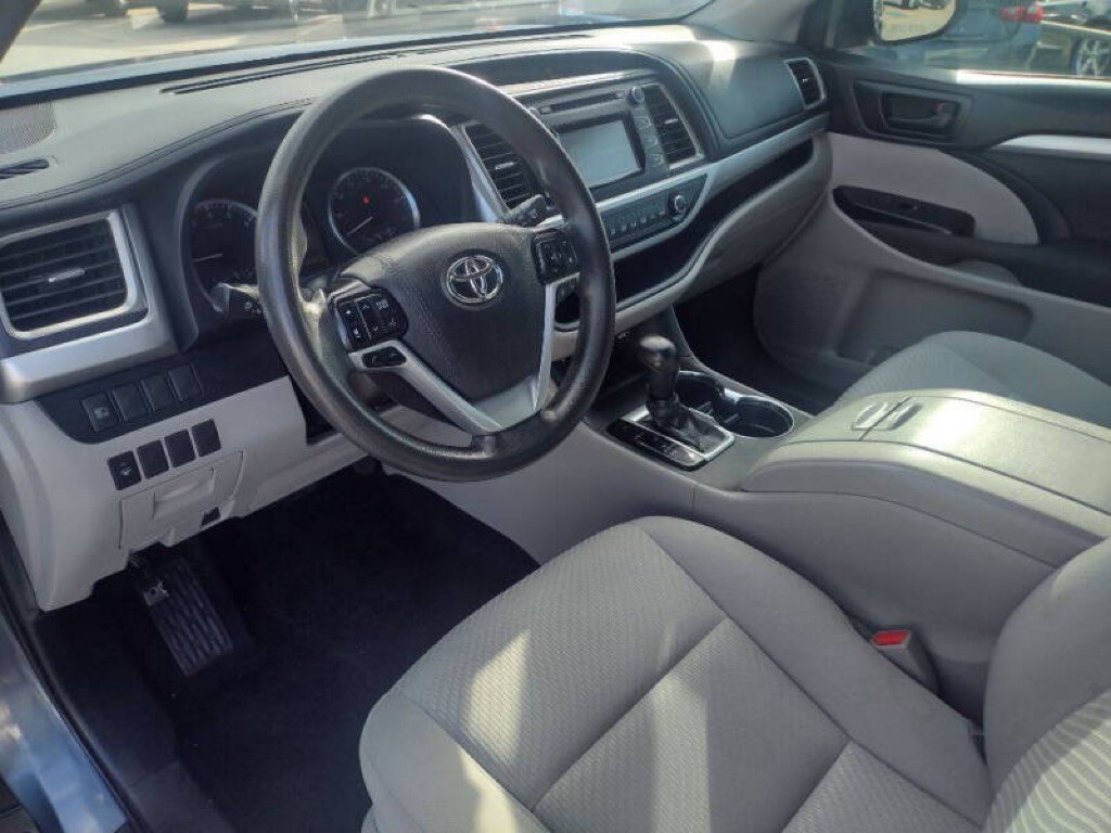 2019 Toyota Highlander Image 13