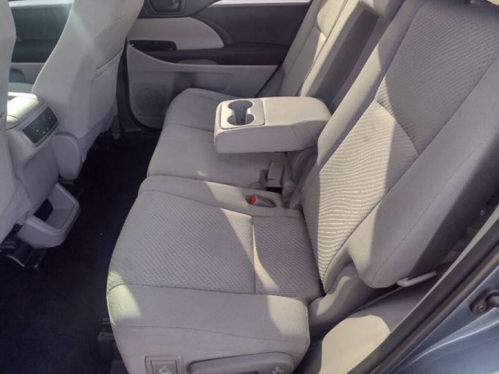 2019 Toyota Highlander Image 17
