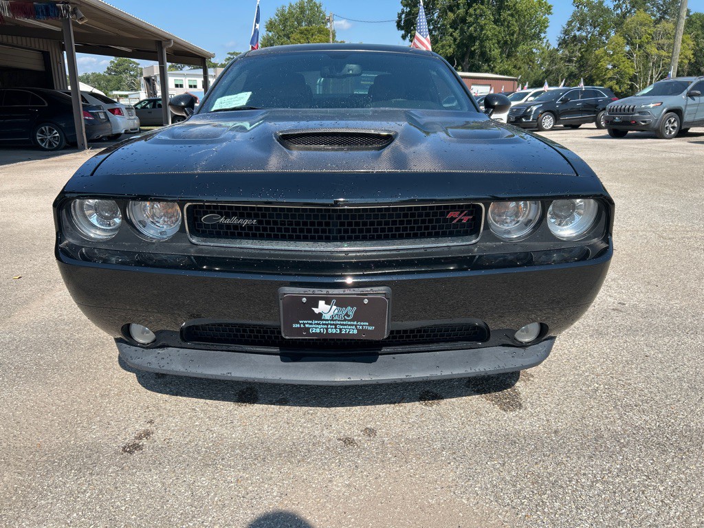 2014 Dodge Challenger Image 2
