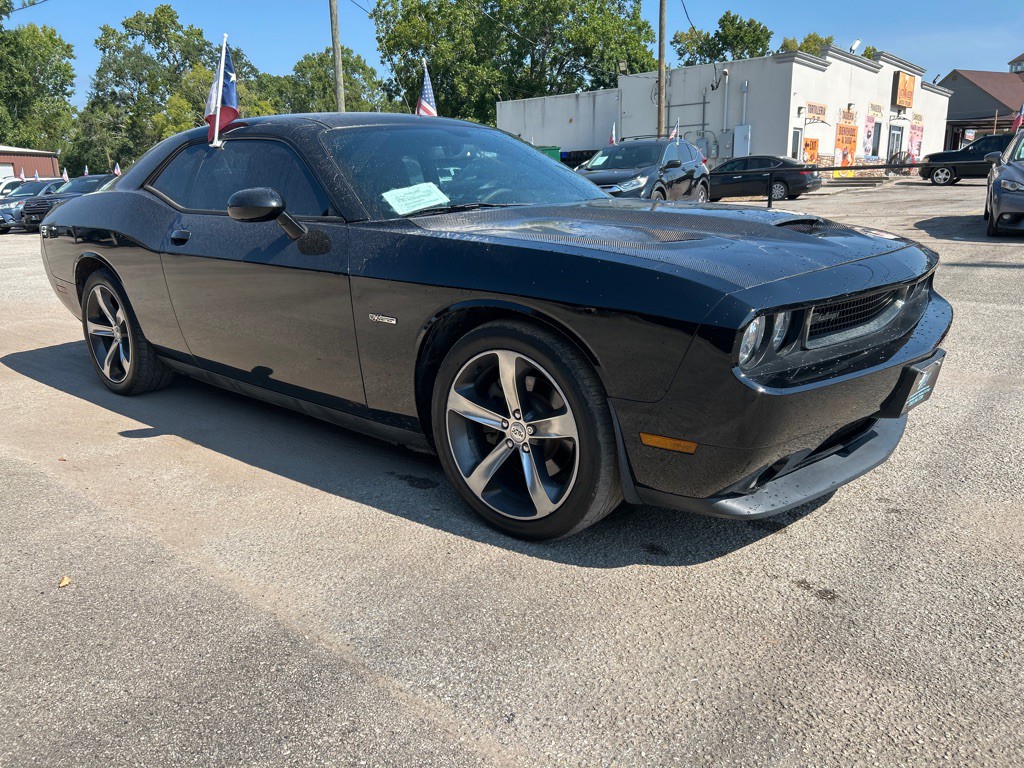 2014 Dodge Challenger Image 3