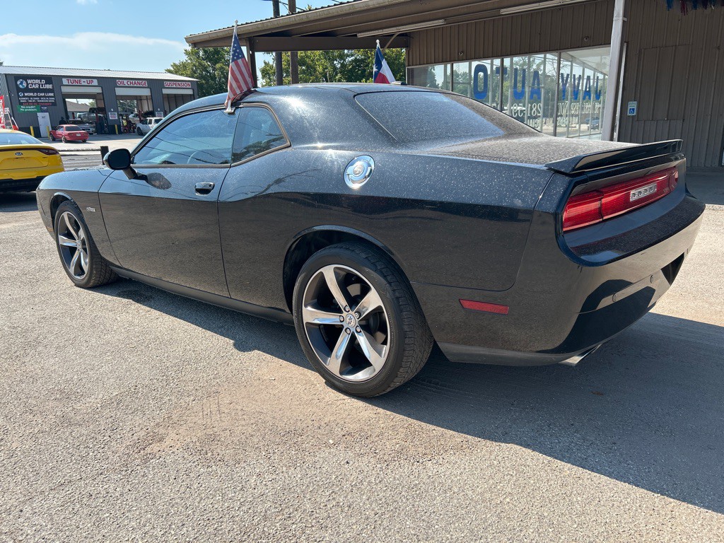 2014 Dodge Challenger Image 7