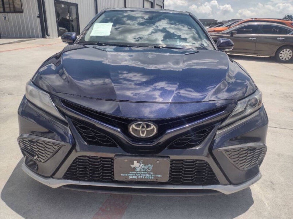 2021 Toyota Camry Image 2