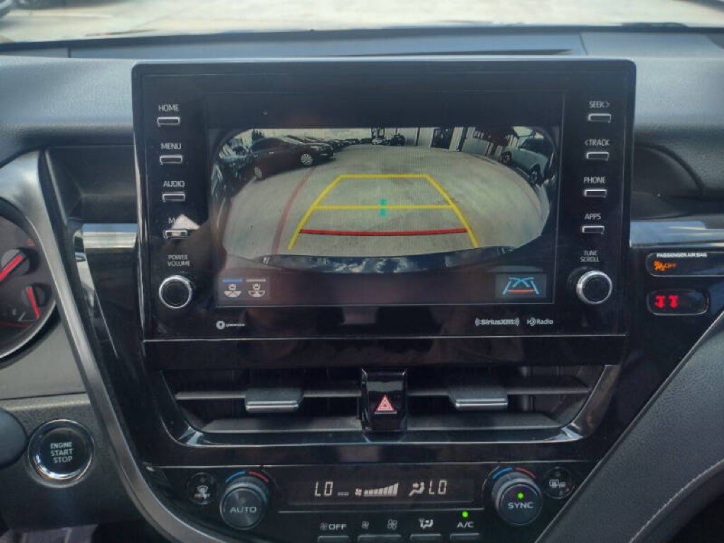 2021 Toyota Camry Image 18