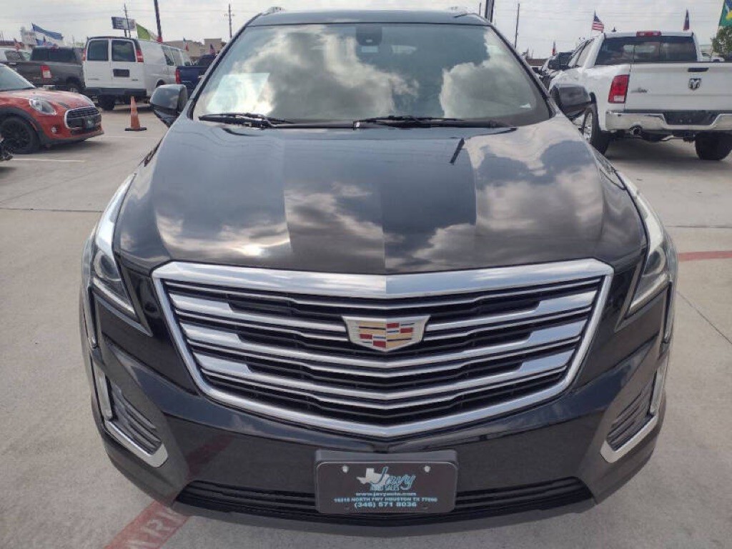 2019 Cadillac XT5 Image 2