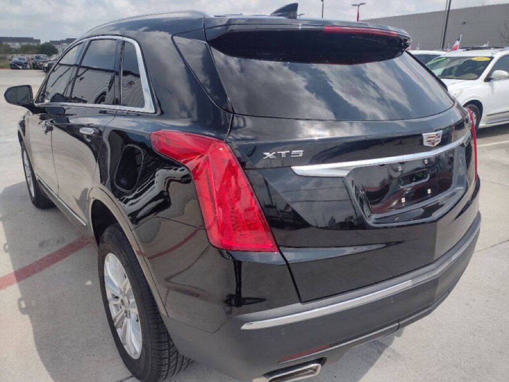 2019 Cadillac XT5 Image 4