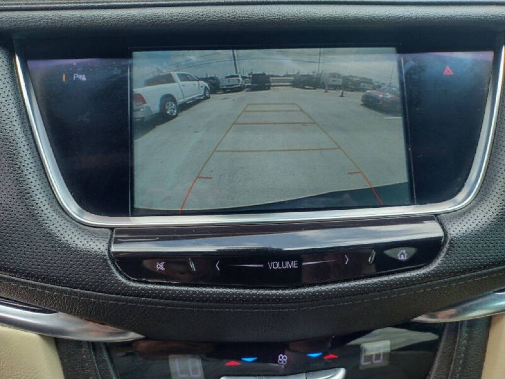 2019 Cadillac XT5 Image 12