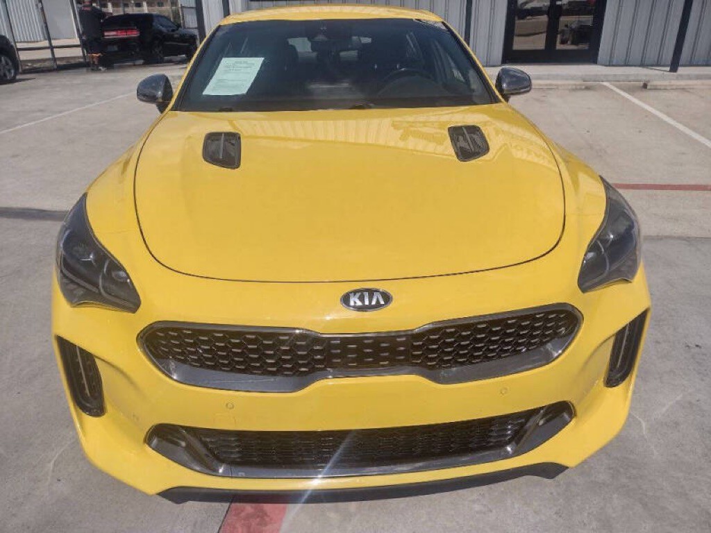 2018 Kia Stinger Image 2